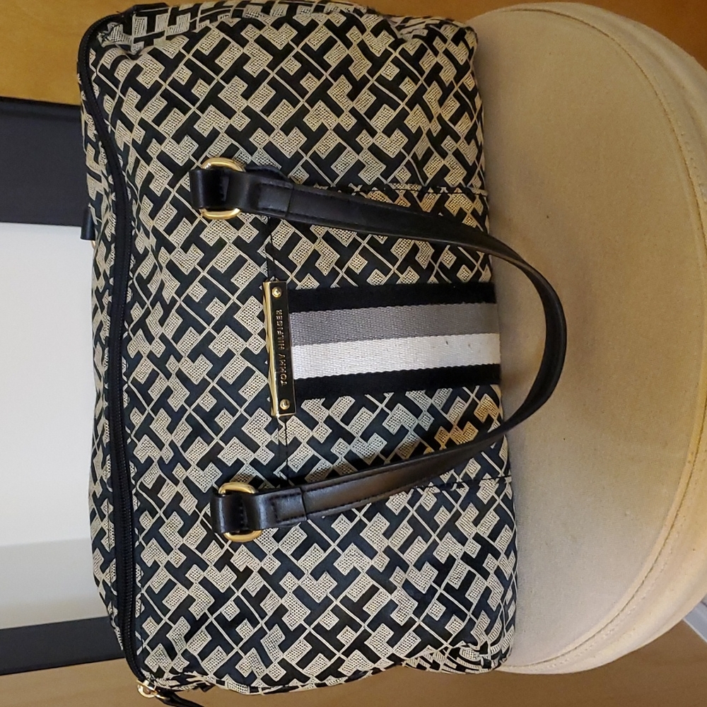 Tommy Hilfiger satchel